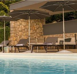 4 bedroom villa with pool and sea views near Dubrovnik sleeps 8